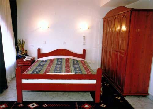 Brams Es Hotell Skopje Exteriör bild